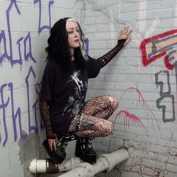 Skeleton buckle platform stompy Boots! Gothic staple! Like new! Yru! Sold - Picture 6 of 10